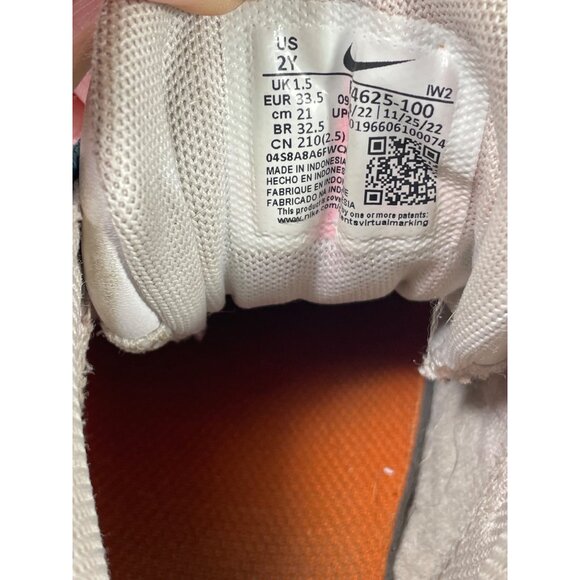 Nike Air More Uptempo GS Sneakers White Multicolor Letters Youth Size 2Y - Picture 7 of 12